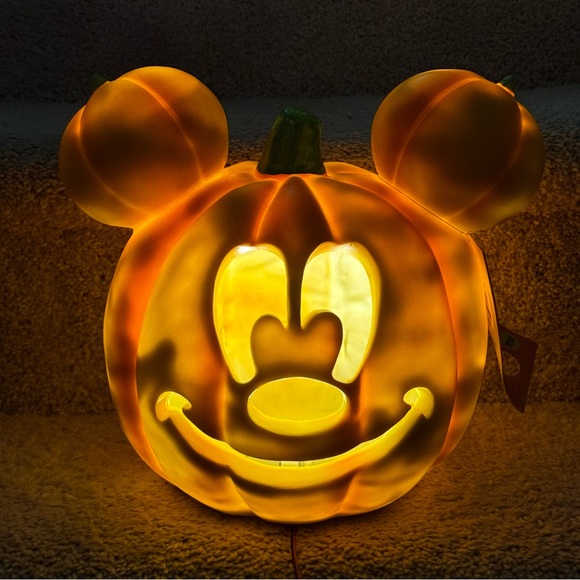 Disney Halloween Mickey Mouse Light Up Pumpkin - Picture 15 of 15